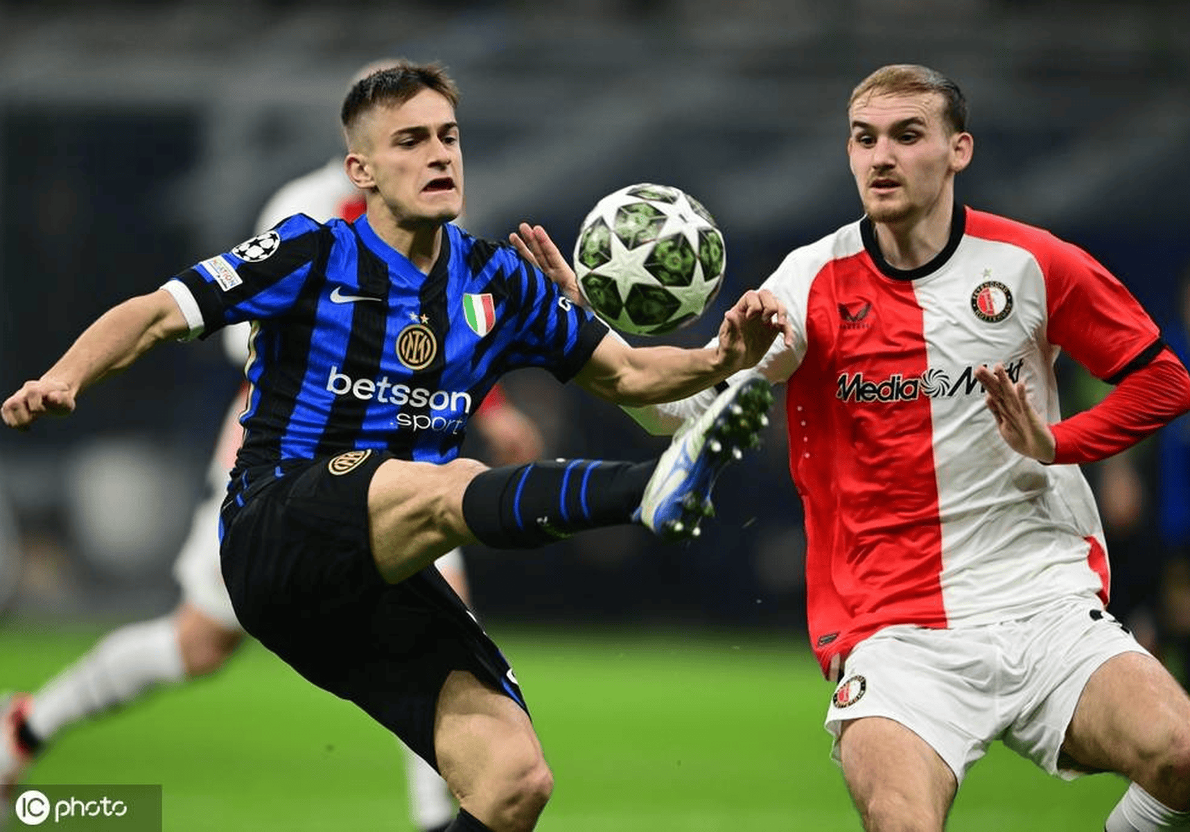 包含国际米兰力克美国,布鲁诺·费尔南德斯送出助攻的词条 包含国际米兰力克美国,布鲁诺·费尔南德斯送出助攻的词条