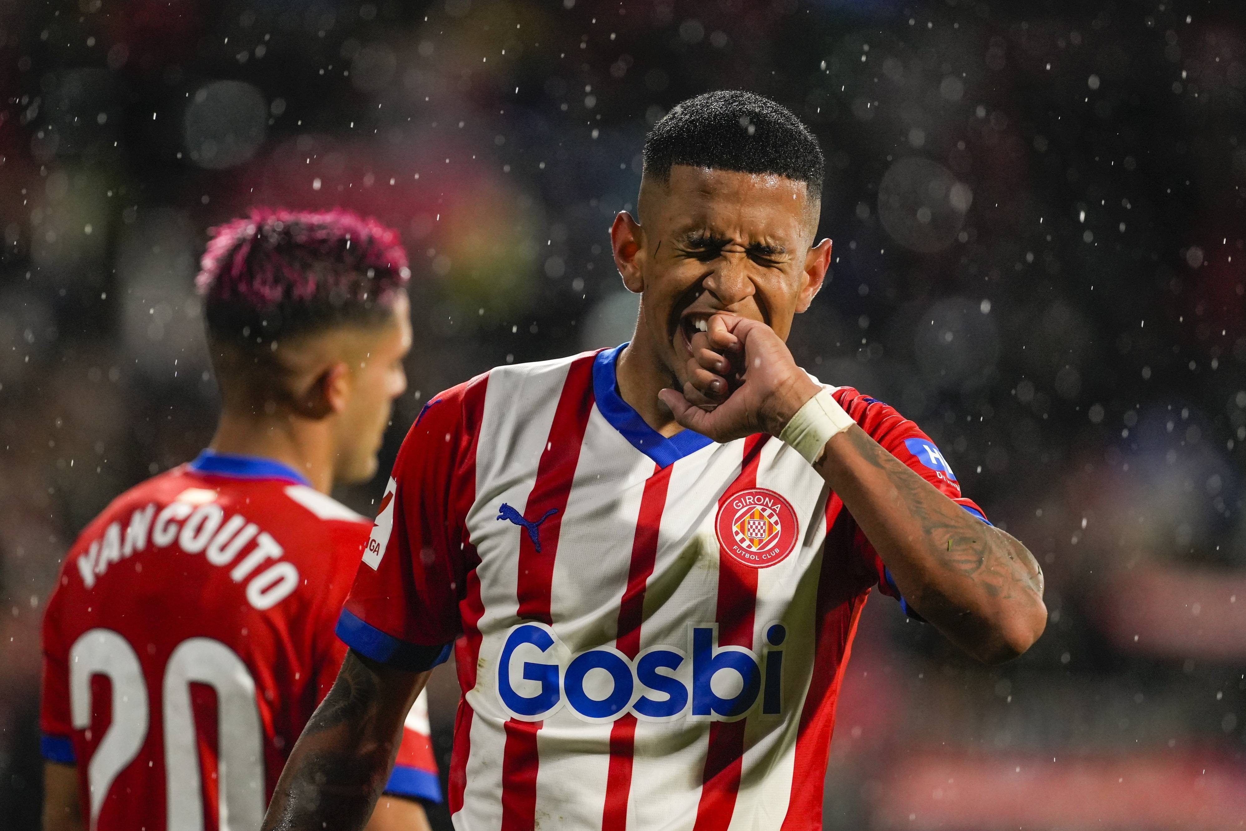 赫罗纳遭遇连败,局面日益严峻 赫罗纳遭遇连败,局面日益严峻