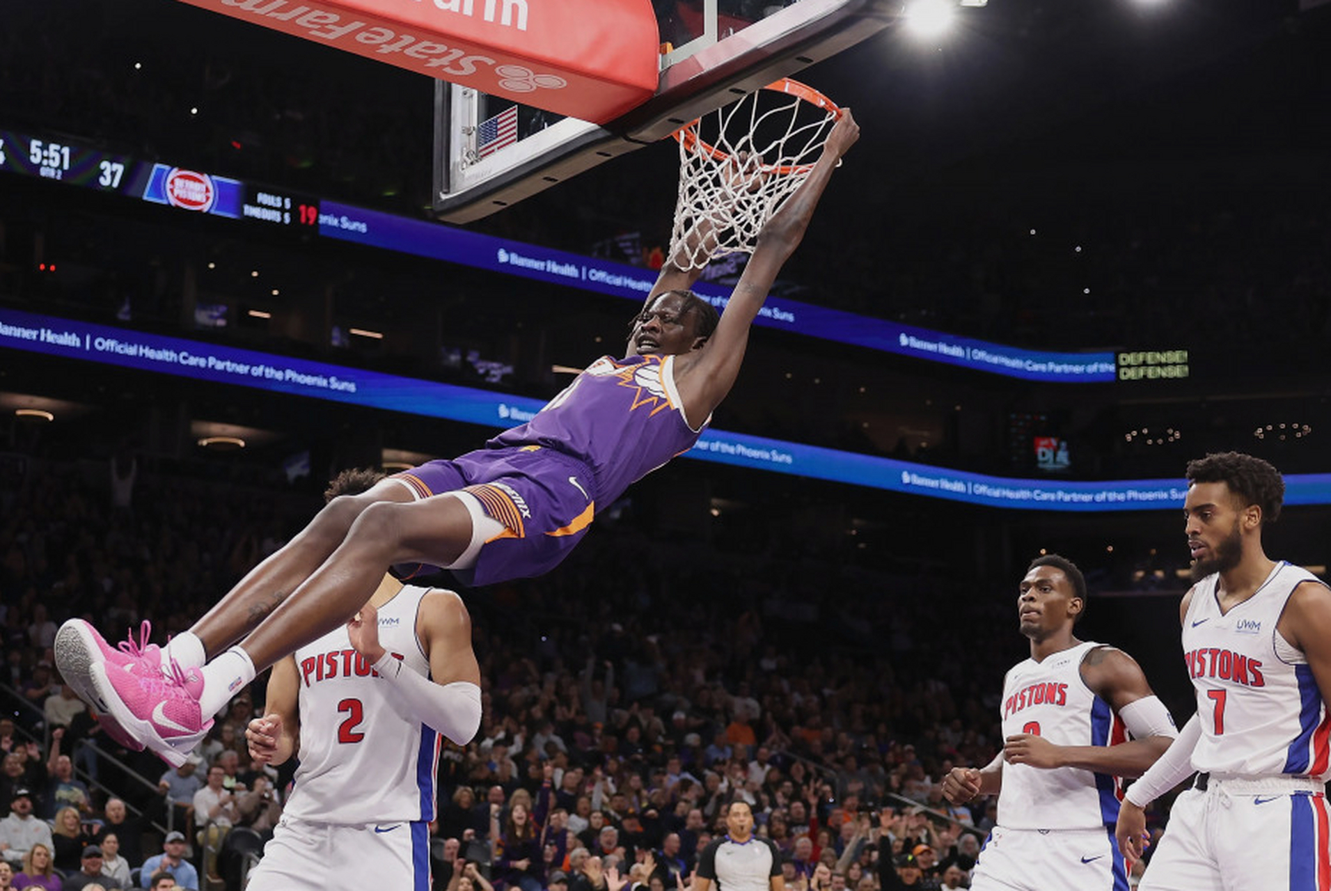 太阳队的团队合作迸发出强大力量 太阳队的团队合作迸发出强大力量