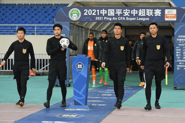 包含平稳发车！球队实力有限值得改进的词条