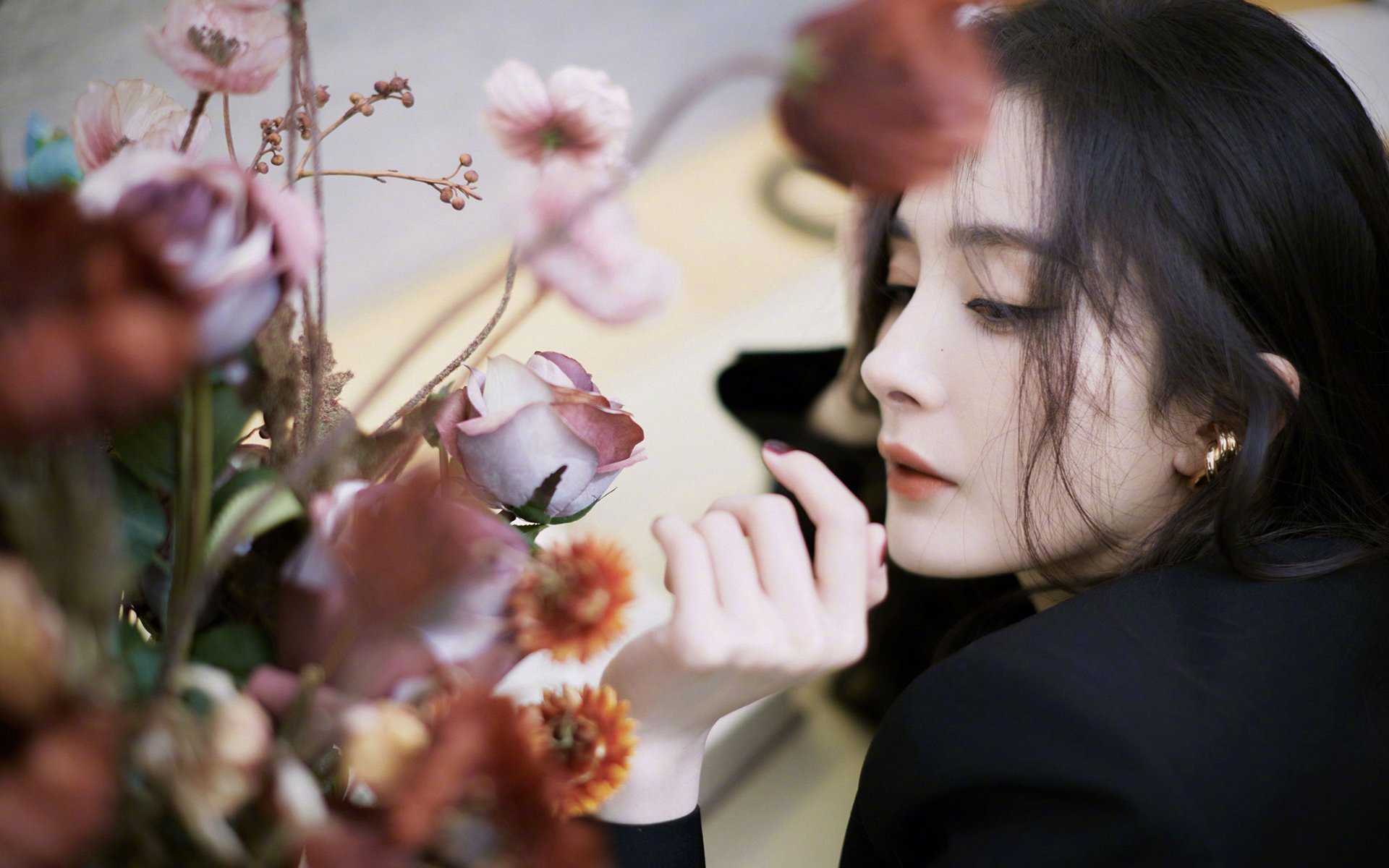 格列兹曼闪耀全场，乌拉圭憾负勒沃库森带走胜利