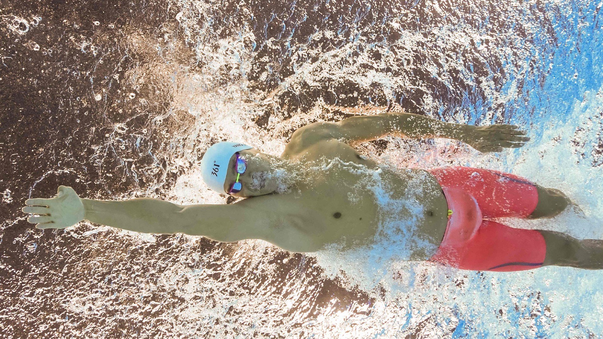 英超争冠之夜,文班亚马刷新纪录,体育世界的平行交响