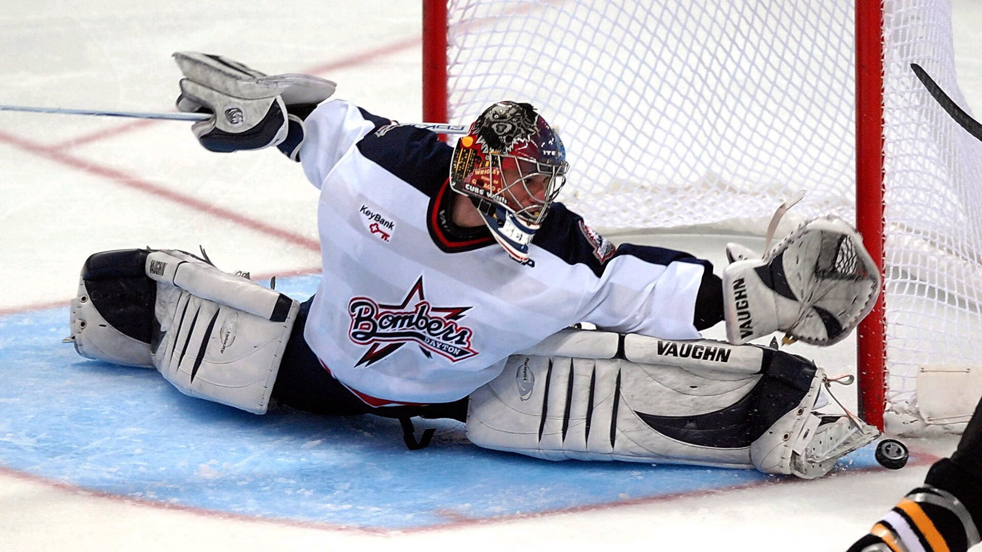 美加墨世界杯之夜,爱德华兹全场最佳无争议,书写个人英雄主义新篇章